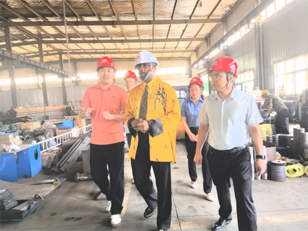 跨國(guó)界，筑橋梁丨熱烈歡迎非洲客戶到高飛股份參觀考察